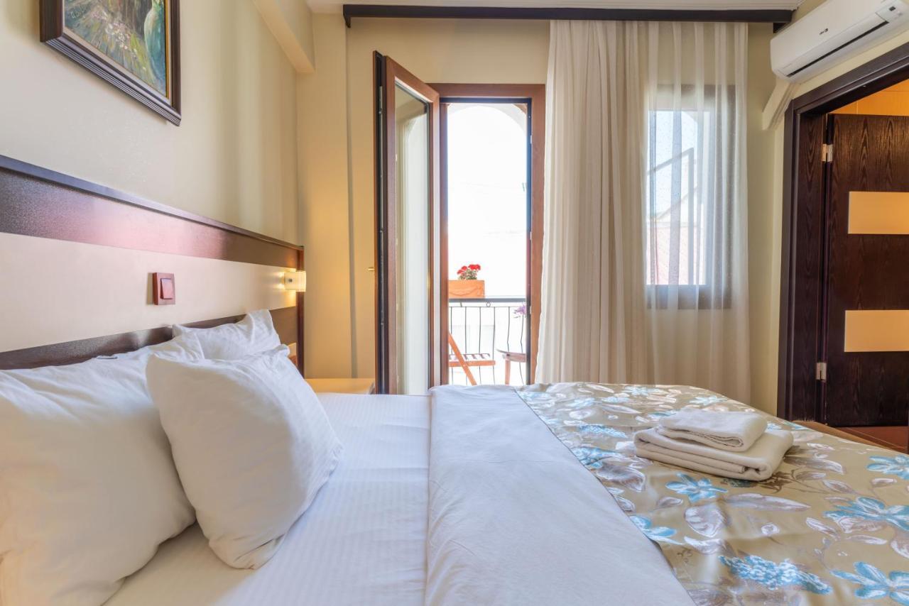 Hotel Karacam Foça Ngoại thất bức ảnh