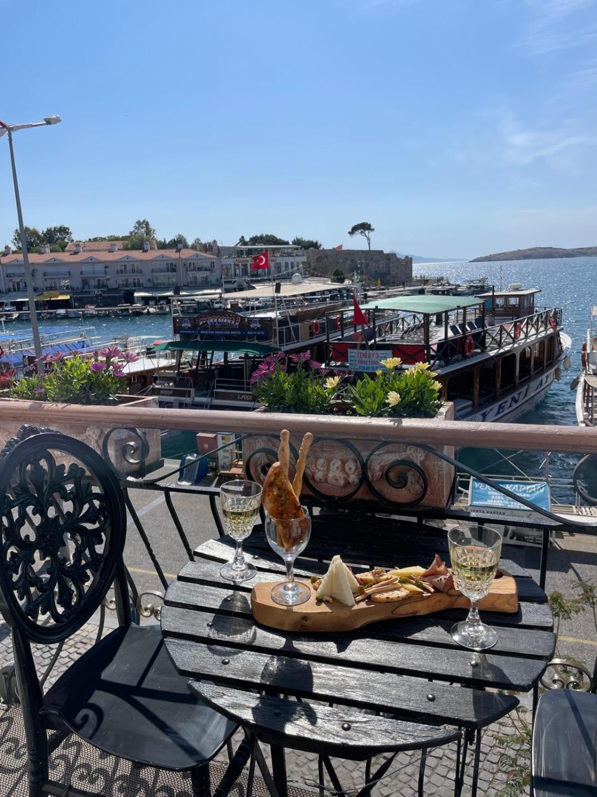 Hotel Karacam Foça Ngoại thất bức ảnh