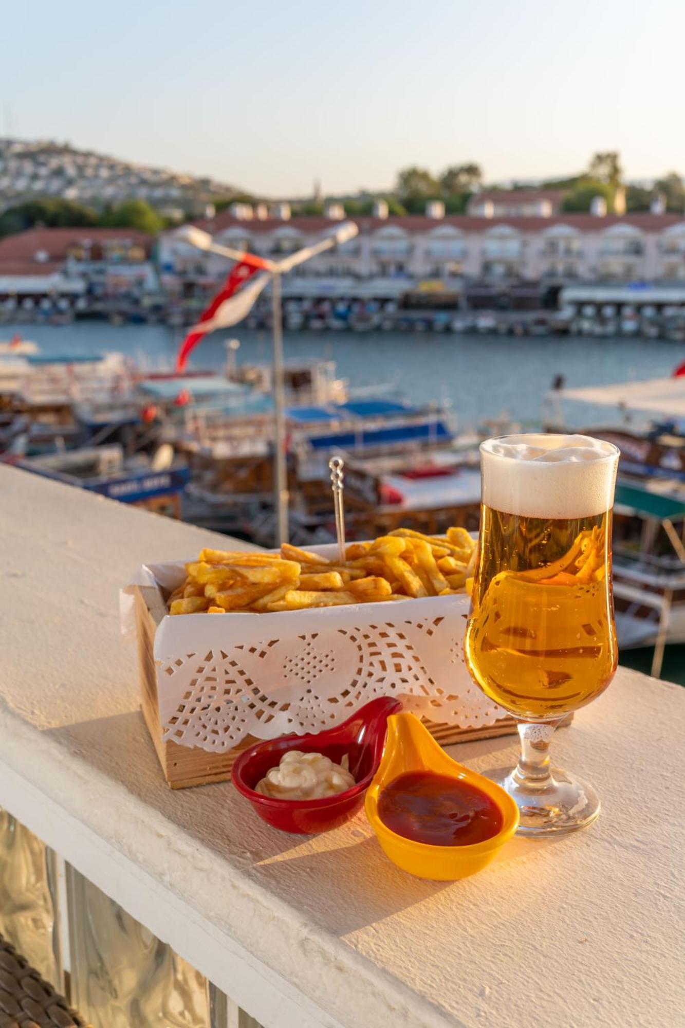 Hotel Karacam Foça Ngoại thất bức ảnh
